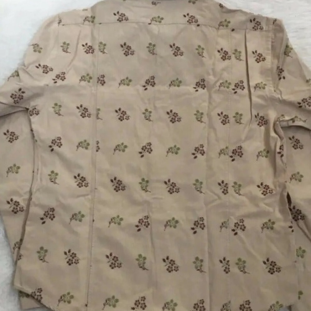 Shirt - Picture 2 of 4